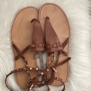 Valentino ankle wrap rockstud flat tan barely worn/like new sandals.